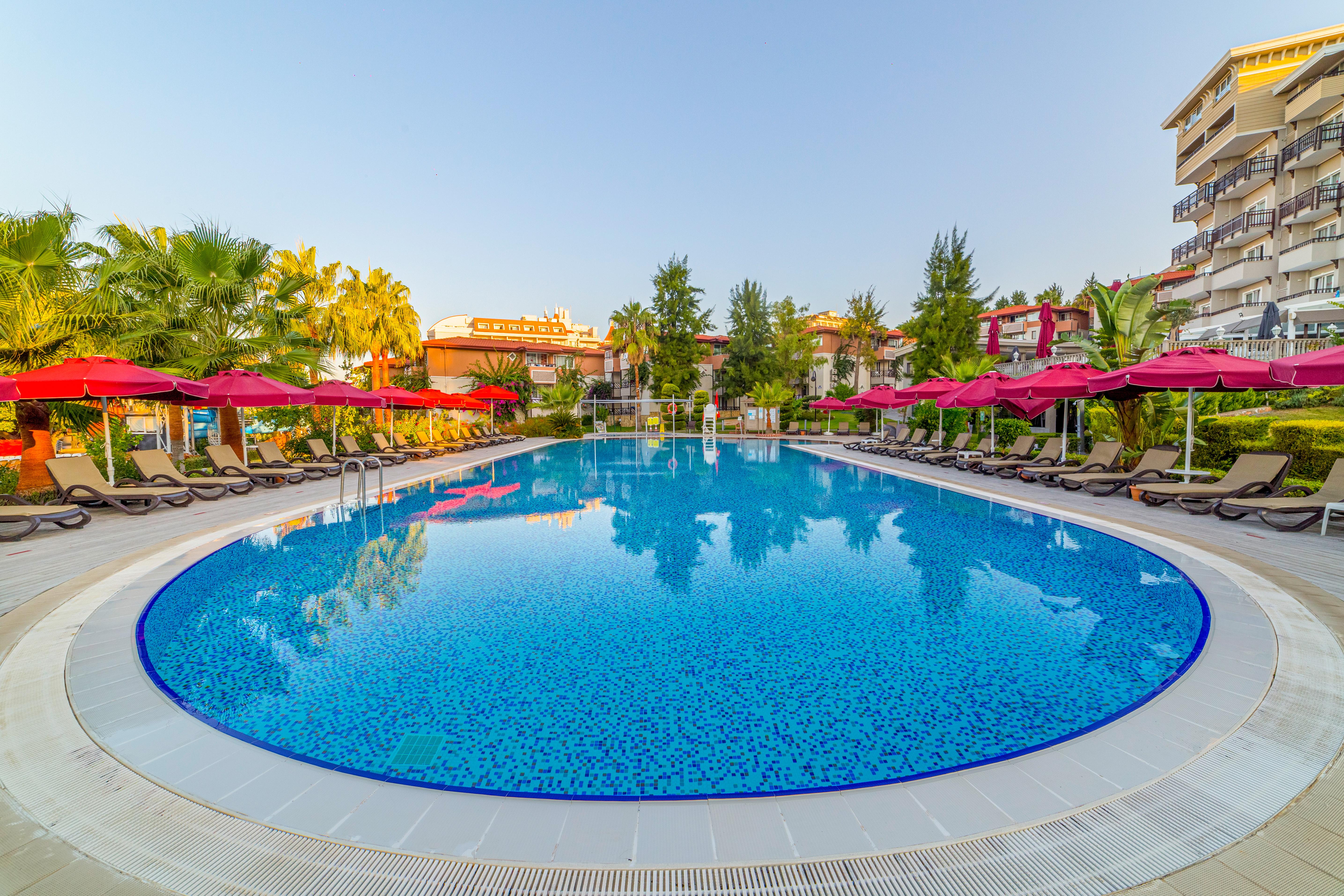 Justiniano Deluxe Resort Okurcalar Exterior foto